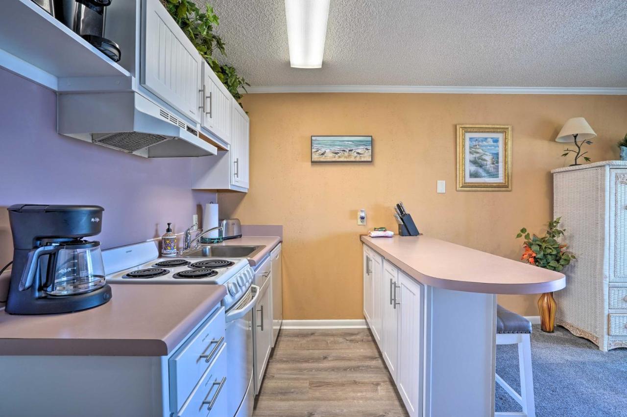 Isle Of Palms Beachfront Condo With Balcony And Pool! Dış mekan fotoğraf